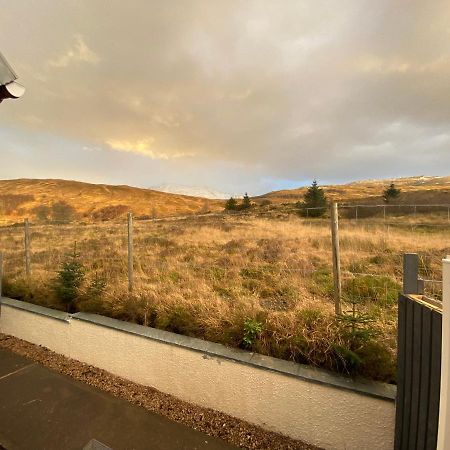 Highland Stays - Ben View Room & Jacuzzi Bath Fort William Exteriör bild