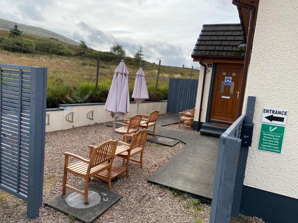 Highland Stays - Ben View Room & Jacuzzi Bath Fort William Exteriör bild